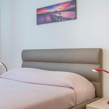 Udine Palazzo D'Aronco Modern Apartment ภายนอก รูปภาพ