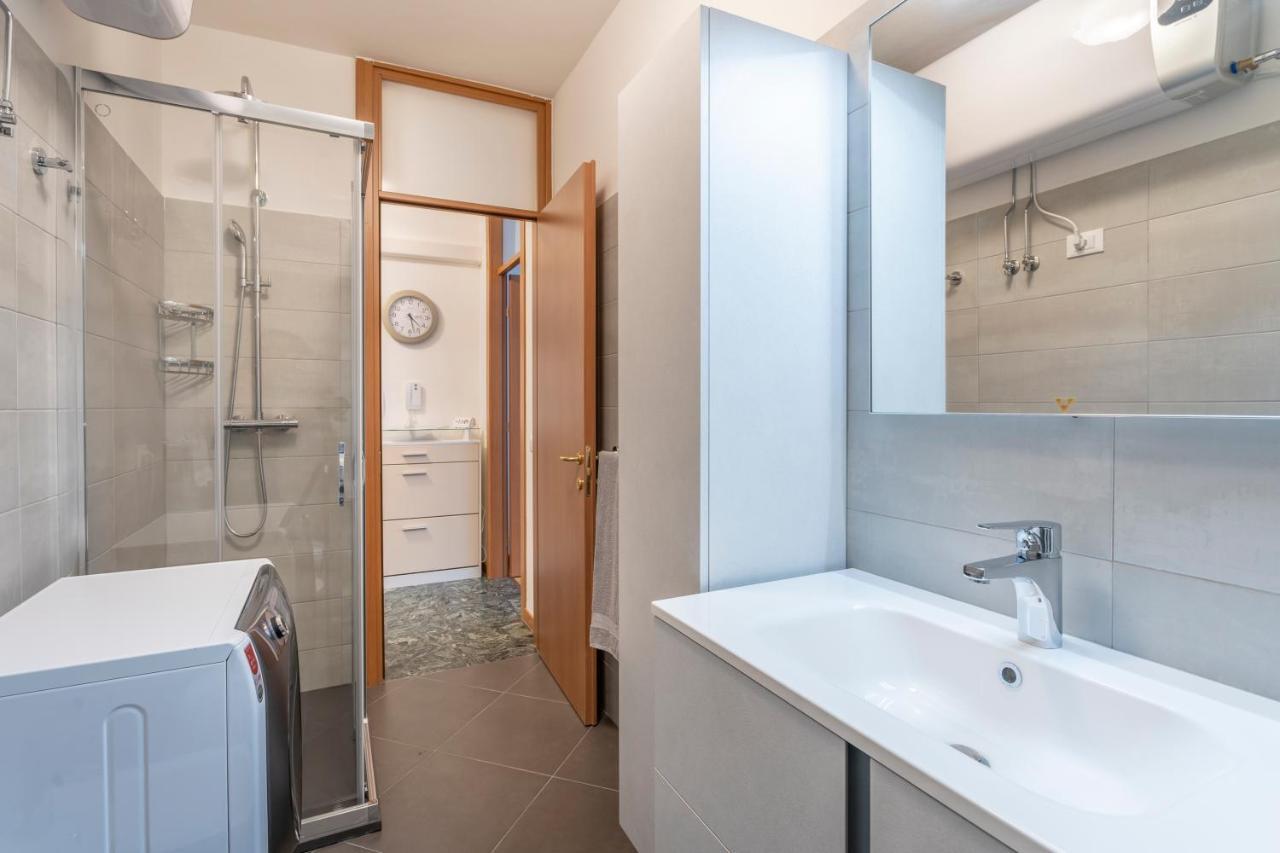 Udine Palazzo D'Aronco Modern Apartment ภายนอก รูปภาพ